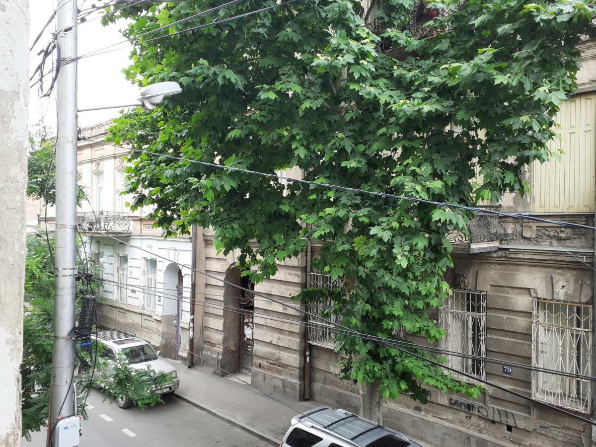 Woodmood Hostel Tbilisi Exterior foto